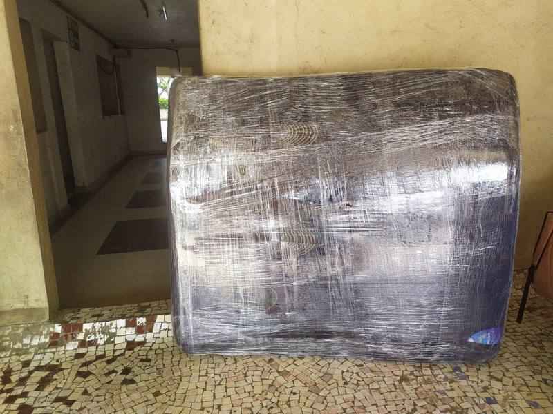 Mattress Wrapped in Stretch Film – Shiftingeasy Packers and Movers